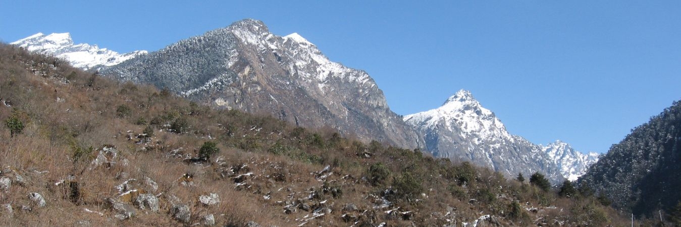 North Sikkim Tour, visit yumthang valley, gurudongmar lake
