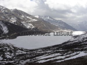 menmecho lake in zuluk tour